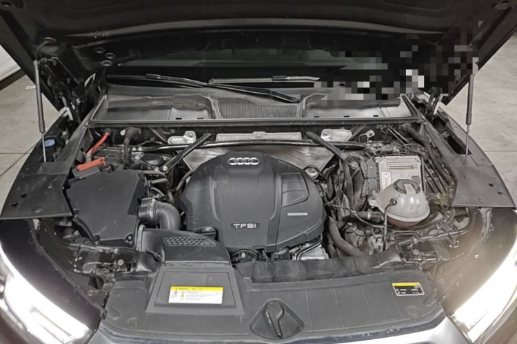 Used Audi Q5L 2018 40 TFSI Prestige Edition China V Engine Bay