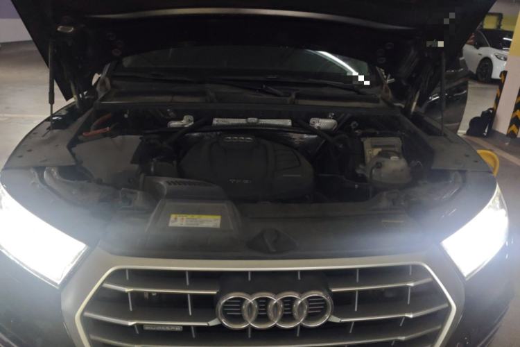Used Audi Q5L 2018 40 TFSI Prestige Fashion Edition China VI Engine Bay