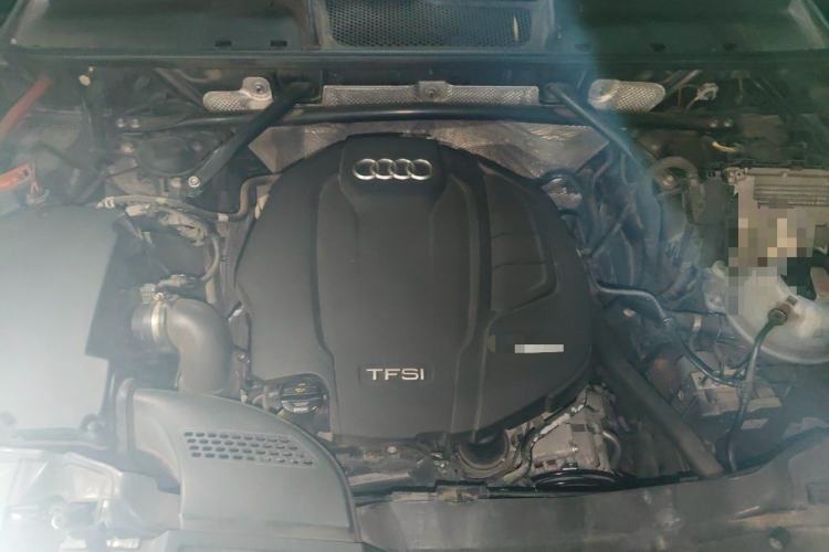 Used Audi Q5L 2018 40 TFSI Prestige Fashion Edition China VI Engine Bay