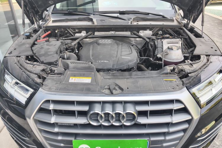 Used Audi Q5L 2018 40 TFSI Prestige Fashion Edition China VI Engine Bay