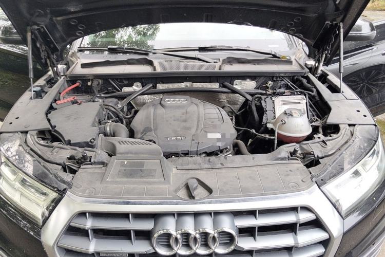 Used Audi Q5L 2018 40 TFSI Prestige Fashion Edition China V Engine Bay