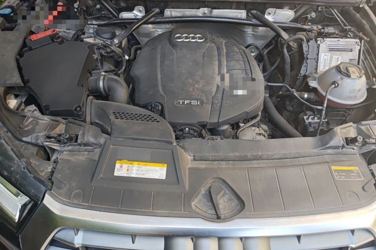 Used Audi Q5L 2018 40 TFSI Prestige Fashion Edition China VI Engine Bay