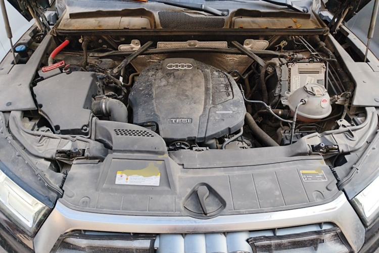 Used Audi Q5L 2018 40 TFSI Prestige Fashion Edition China VI Engine Bay