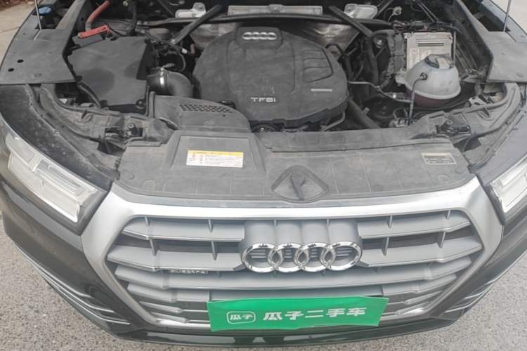 Used Audi Q5L 2018 40 TFSI Prestige Fashion Edition China VI Engine Bay