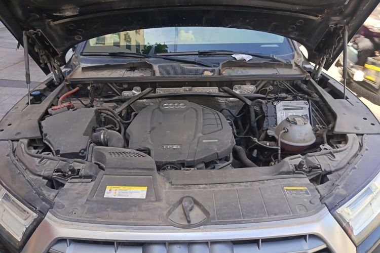 Used Audi Q5L 2018 40 TFSI Prestige Fashion Edition China V Engine Bay