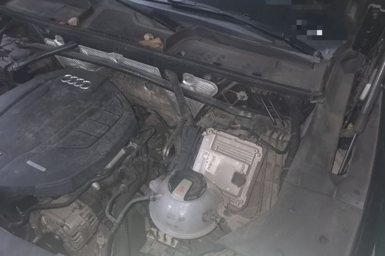 Used Audi Q5L 2018 40 TFSI Prestige Fashion Edition China V Engine Bay Left