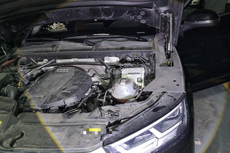 Used Audi Q5L 2018 40 TFSI Prestige Fashion Edition China V Engine Bay Left
