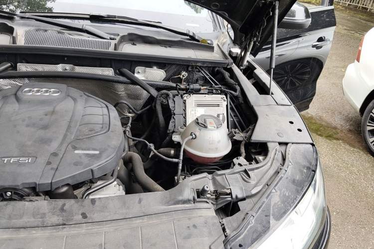 Used Audi Q5L 2018 40 TFSI Prestige Fashion Edition China V Engine Bay Left