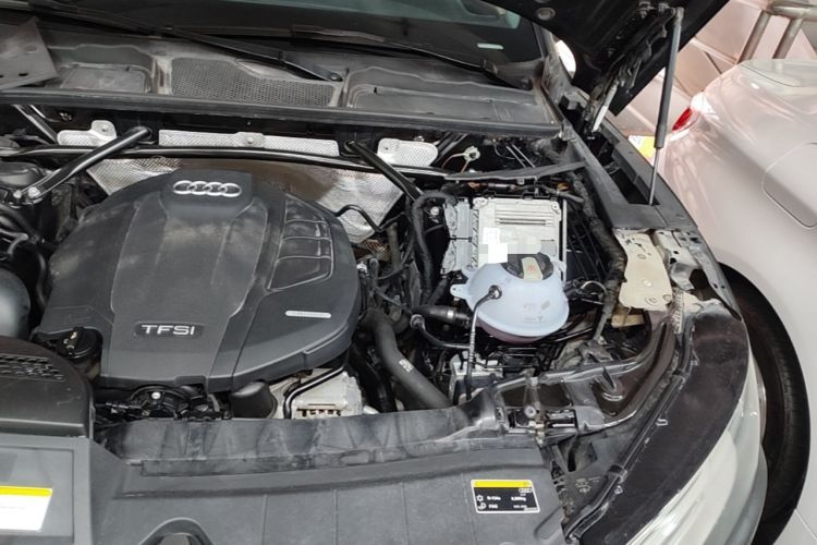 Used Audi Q5L 2018 40 TFSI Prestige Edition China V Engine Bay Left