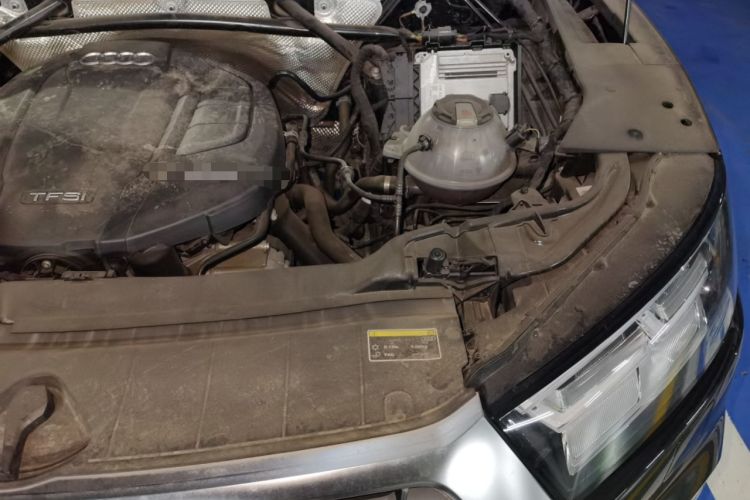Used Audi Q5L 2018 40 TFSI Prestige Fashion Edition China V Engine Bay Left