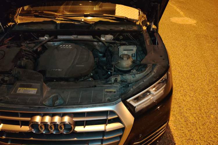 Used Audi Q5L 2018 40 TFSI Prestige Fashion Edition China V Engine Bay Left