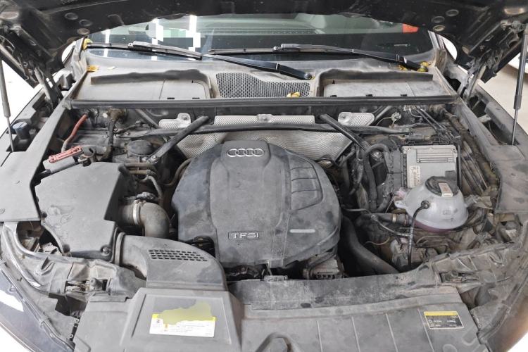 Used Audi Q5L 2018 40 TFSI Prestige Fashion Edition China V Engine Bay