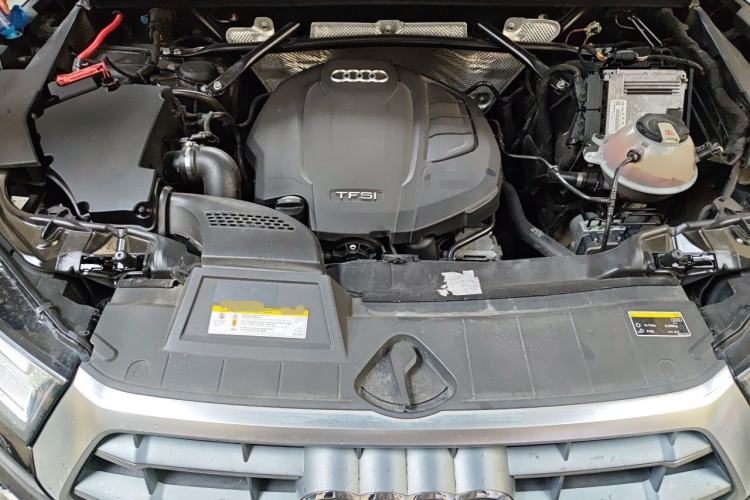 Used Audi Q5L 2018 40 TFSI Prestige Fashion Edition China V Engine Bay