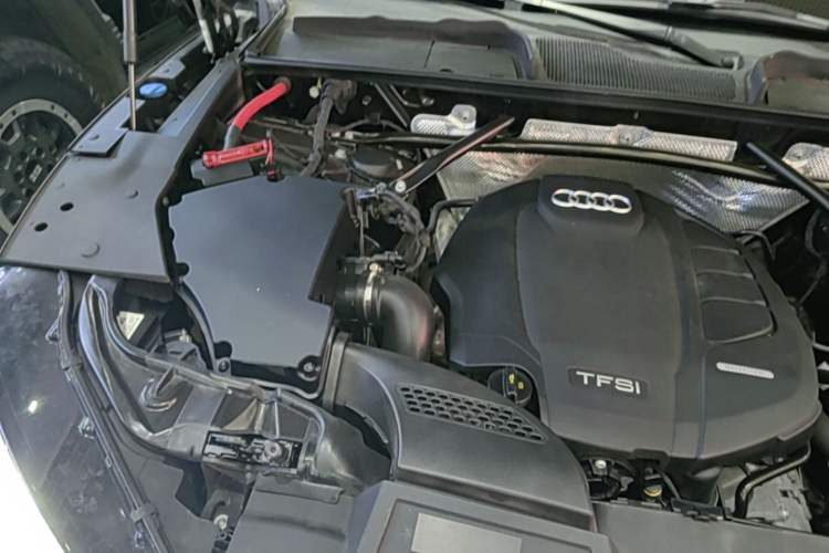 Used Audi Q5L 2018 40 TFSI Prestige Fashion Edition China VI Engine Bay Right