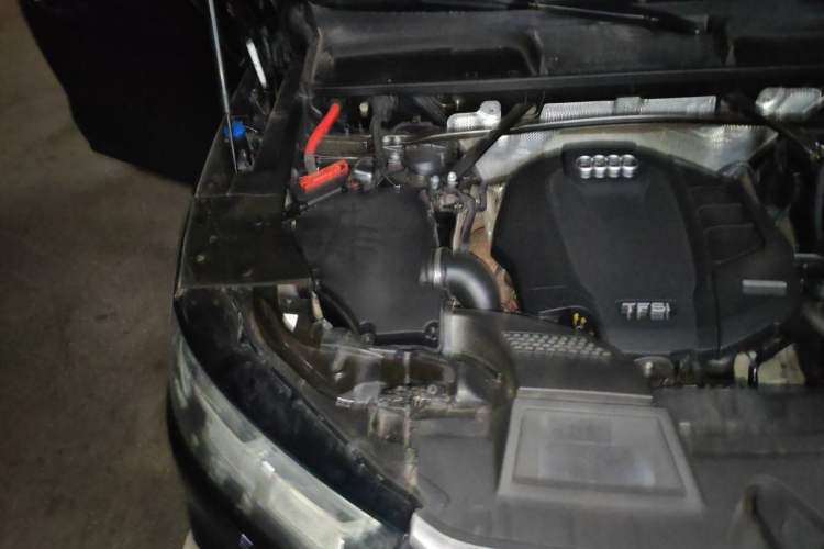 Used Audi Q5L 2018 40 TFSI Prestige Fashion Edition China VI Engine Bay Right
