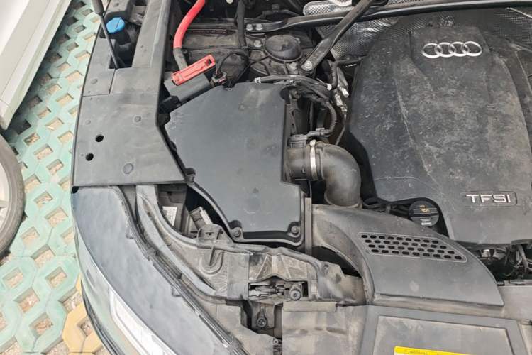 Used Audi Q5L 2018 40 TFSI Prestige Fashion Edition China VI Engine Bay Right