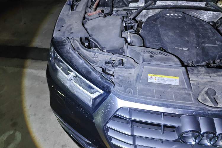 Used Audi Q5L 2018 40 TFSI Prestige Fashion Edition China VI Engine Bay Right