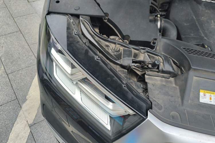 Used Audi Q5L 2018 40 TFSI Prestige Fashion Edition China V Engine Bay Right