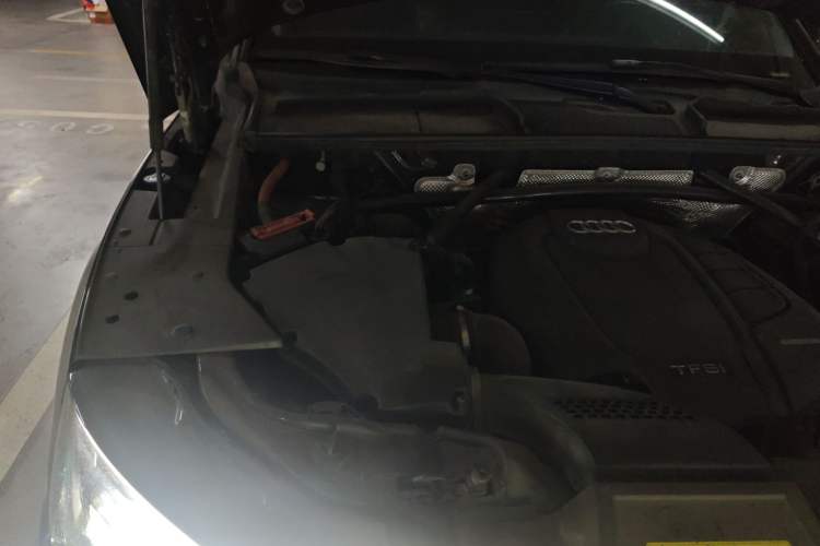 Used Audi Q5L 2018 40 TFSI Prestige Fashion Edition China VI Engine Bay Right
