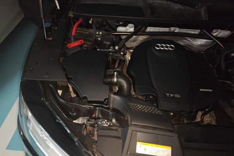 Used Audi Q5L 2018 40 TFSI Prestige Fashion Edition China VI Engine Bay Right