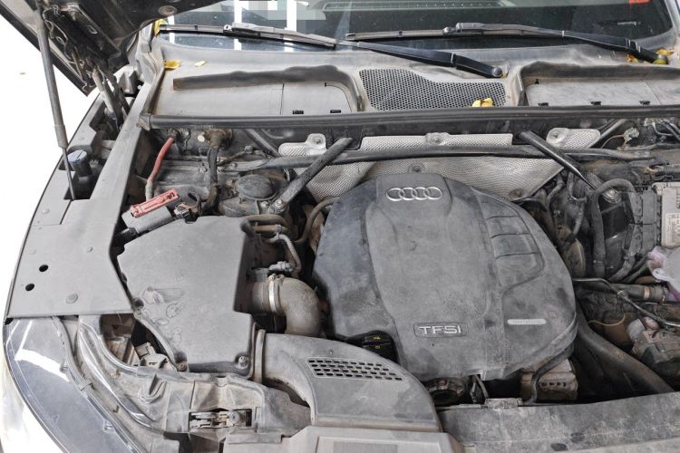 Used Audi Q5L 2018 40 TFSI Prestige Fashion Edition China V Engine Bay Right