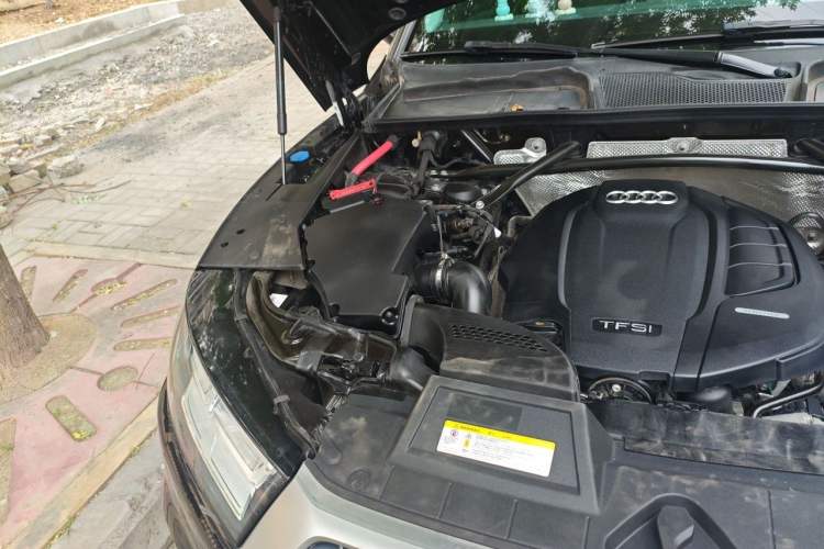 Used Audi Q5L 2018 40 TFSI Prestige Fashion Edition China VI Engine Bay Right