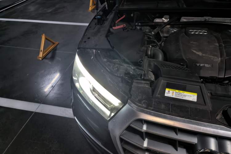 Used Audi Q5L 2018 40 TFSI Prestige Edition China V Engine Bay Right