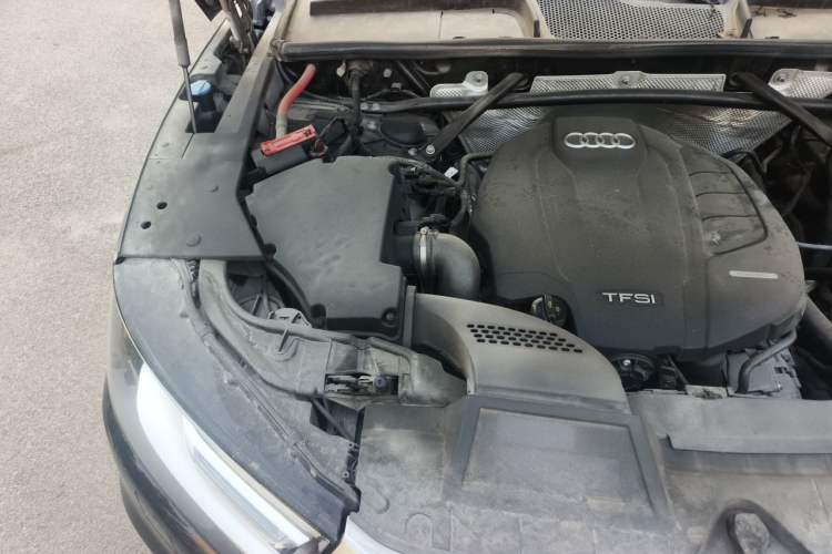 Used Audi Q5L 2018 40 TFSI Prestige Fashion Edition China VI Engine Bay Right