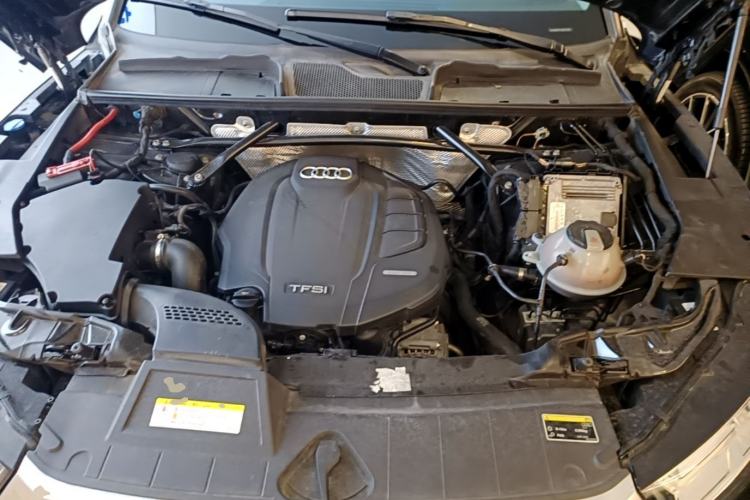 Used Audi Q5L 2018 40 TFSI Prestige Fashion Edition China V Engine Bay
