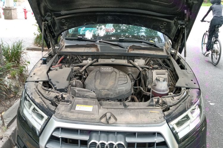 Used Audi Q5L 2018 40 TFSI Prestige Fashion Edition China VI Engine Bay