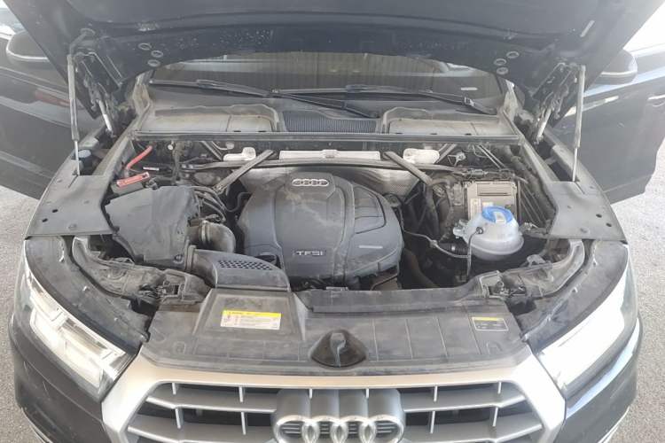 Used Audi Q5L 2018 40 TFSI Prestige Fashion Edition China V Engine Bay