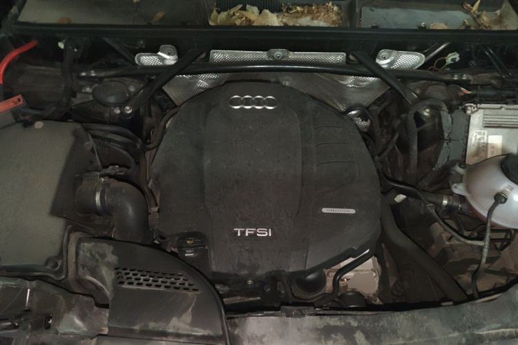 Used Audi Q5L 2018 40 TFSI Prestige Edition China V Engine Bay