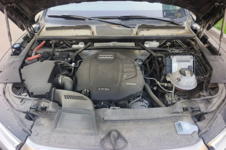 Used Audi Q5L 2018 40 TFSI Prestige Fashion Edition China VI Engine Bay