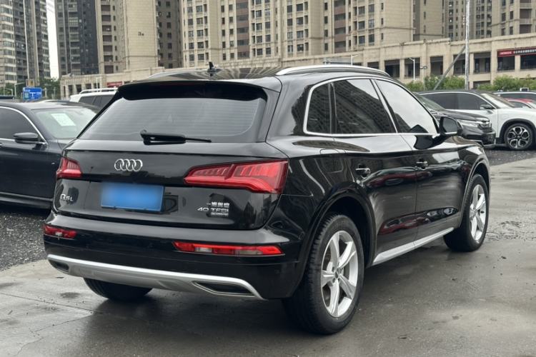 Used Audi Q5L 2018 40 TFSI Prestige Edition China VI Emission Standard Exterior 3