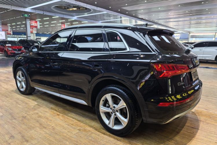 Used Audi Q5L 2018 40 TFSI Prestige Edition China VI Emission Standard Exterior 4