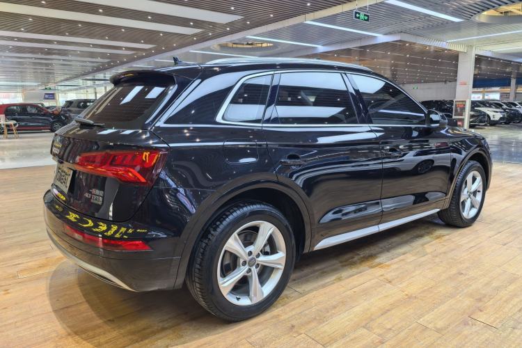 Used Audi Q5L 2018 40 TFSI Prestige Edition China VI Emission Standard Exterior 5