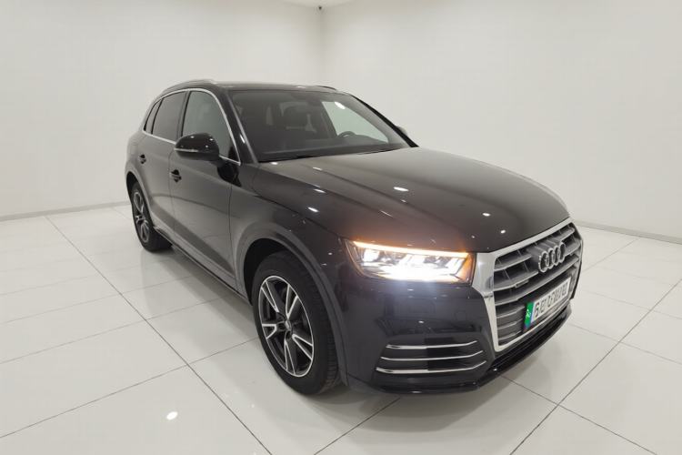 Used Audi Q5L 2018 40 TFSI Prestige Fashion Edition China VI Front Right 45 Deg