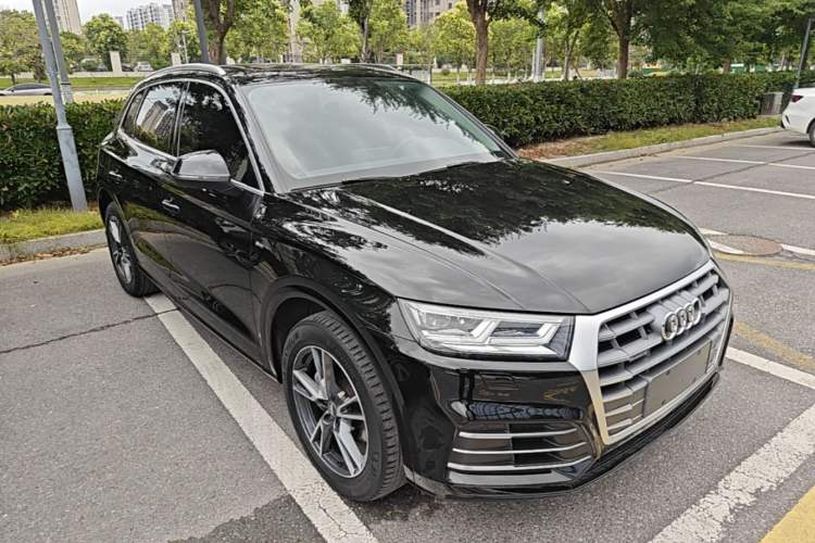 Used Audi Q5L 2018 40 TFSI Prestige Fashion Edition China VI Front Right 45 Deg