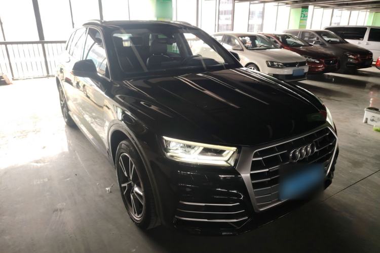 Used Audi Q5L 2018 40 TFSI Prestige Fashion Edition China VI Front Right 45 Deg