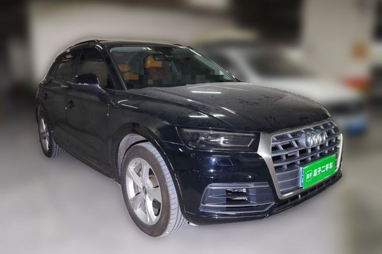 Used Audi Q5L 2018 40 TFSI Prestige Edition China VI Emission Standard Front Right 45 Deg