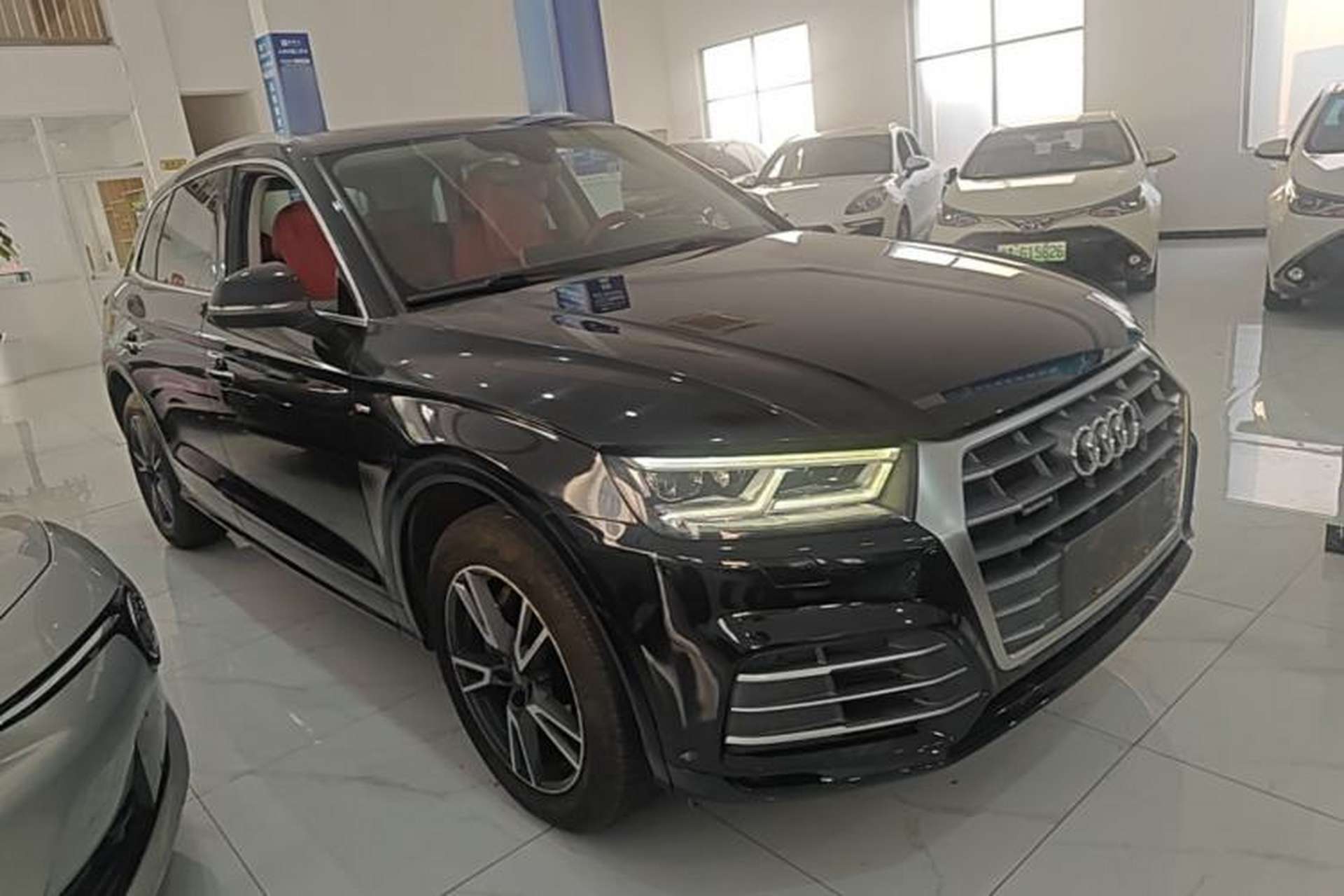 Used Audi Q5L 2018 45 TFSI Prestige Fashion Edition China V Emission Standard Front Right 45 Deg
