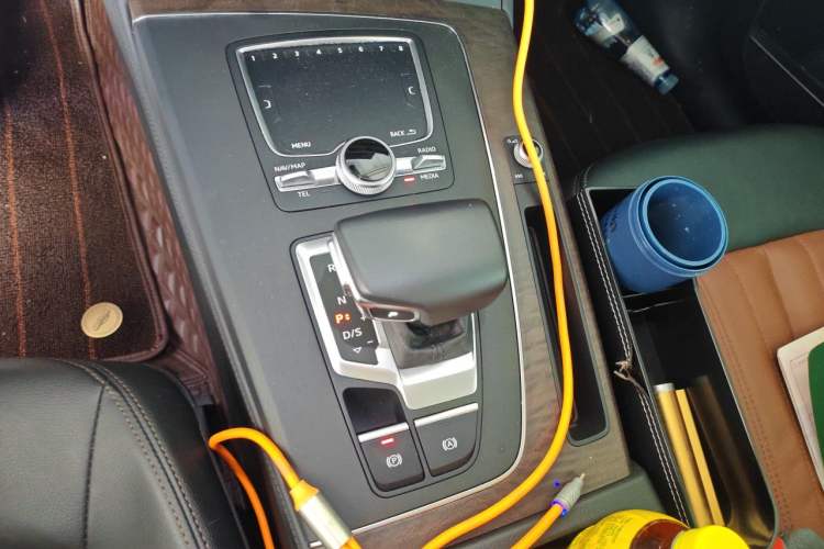 Used Audi Q5L 2018 45 TFSI Prestige Elegant Version China V Gear Lever