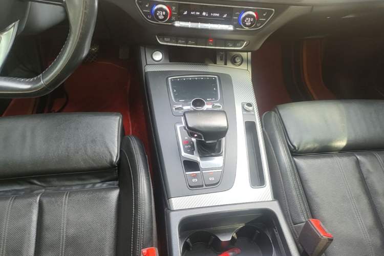 Used Audi Q5L 2018 45 TFSI Prestige Sport China V Gear Lever
