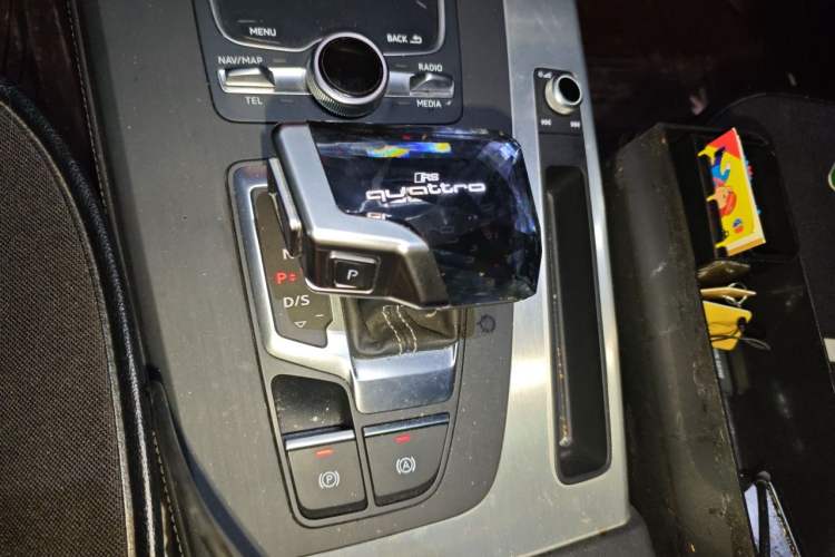 Used Audi Q5L 2018 40 TFSI Prestige Fashion Edition China V Gear Lever