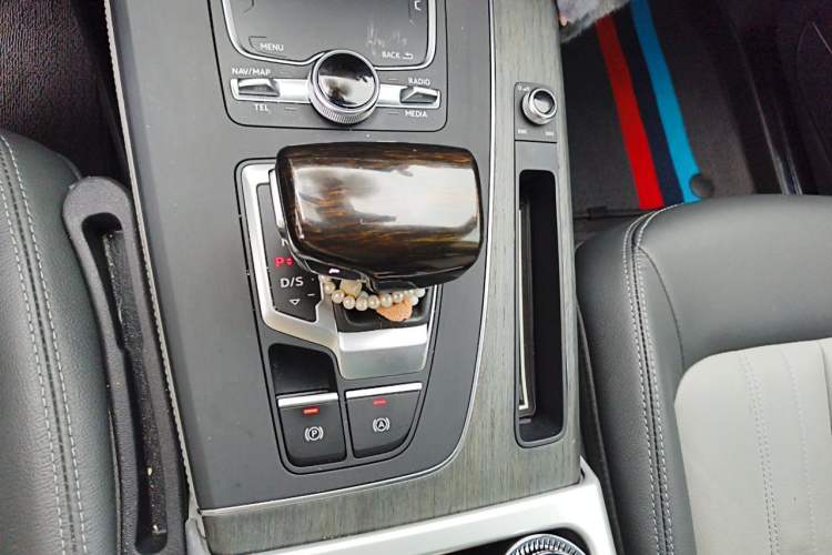 Used Audi Q5L 2018 45 TFSI Prestige Elegant Version China V Gear Lever