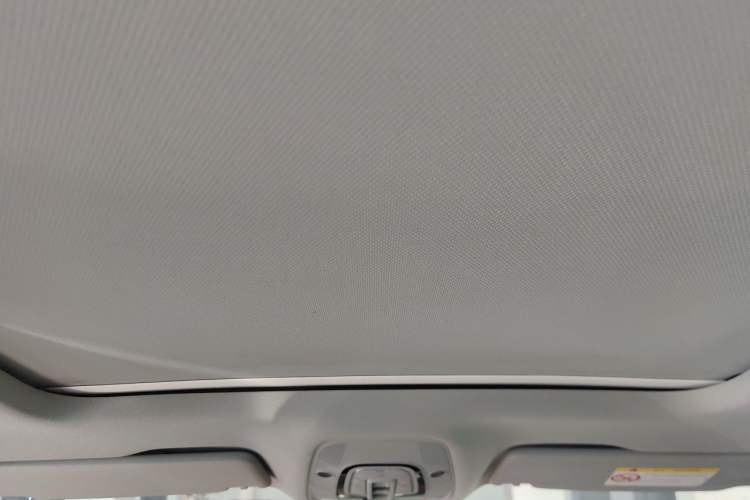 Used Audi Q5L 2018 40 TFSI Prestige Fashion Edition China VI Headliner