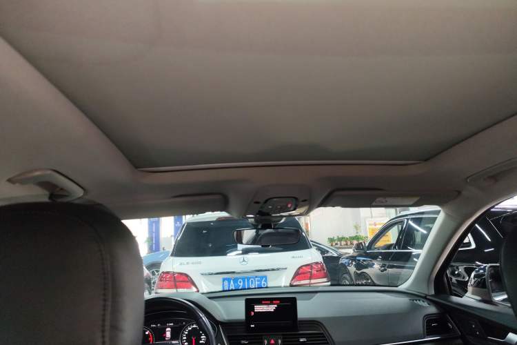 Used Audi Q5L 2018 40 TFSI Prestige Edition China V Headliner