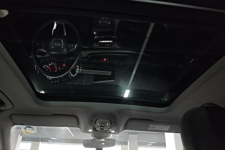 Used Audi Q5L 2018 40 TFSI Prestige Edition China V Headliner