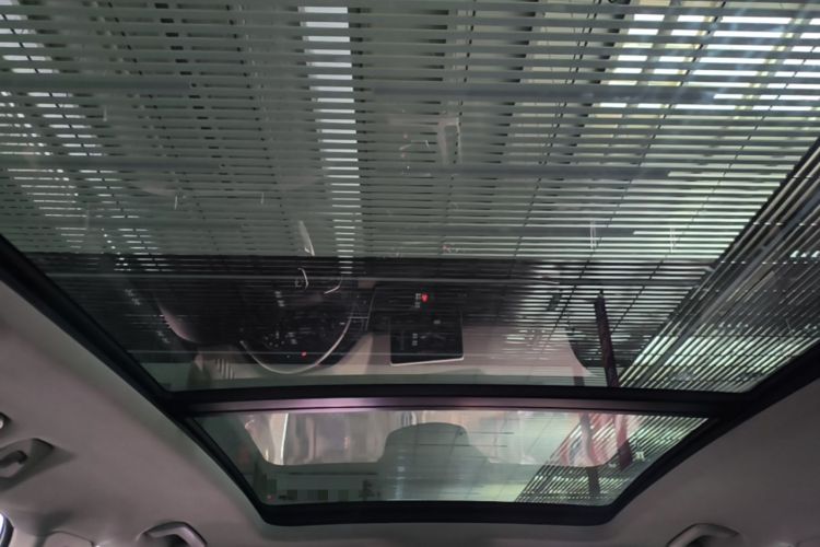 Used Audi Q5L 2018 45 TFSI Prestige Fashion Edition China VI Emission Standard Headliner