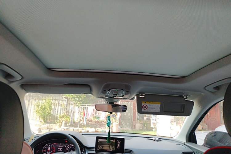 Used Audi Q5L 2018 40 TFSI Prestige Fashion Edition China VI Headliner
